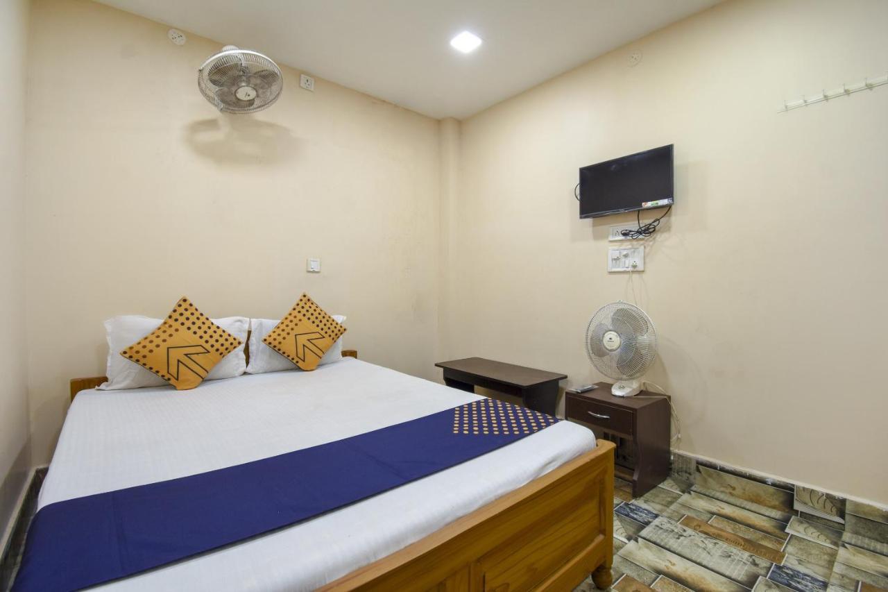 SPOT ON 76876 Harihar Hotel Jamshedpur Bagian luar foto