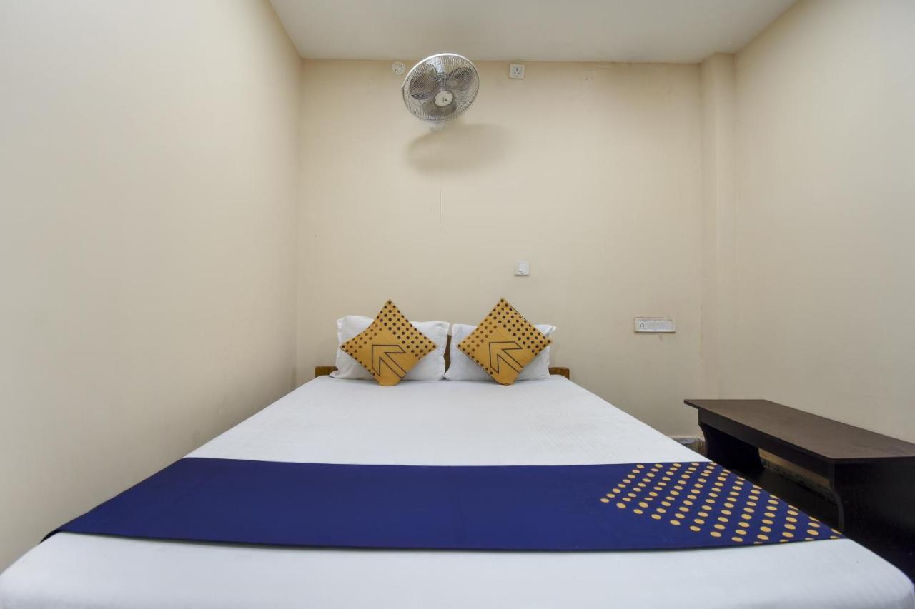 SPOT ON 76876 Harihar Hotel Jamshedpur Bagian luar foto