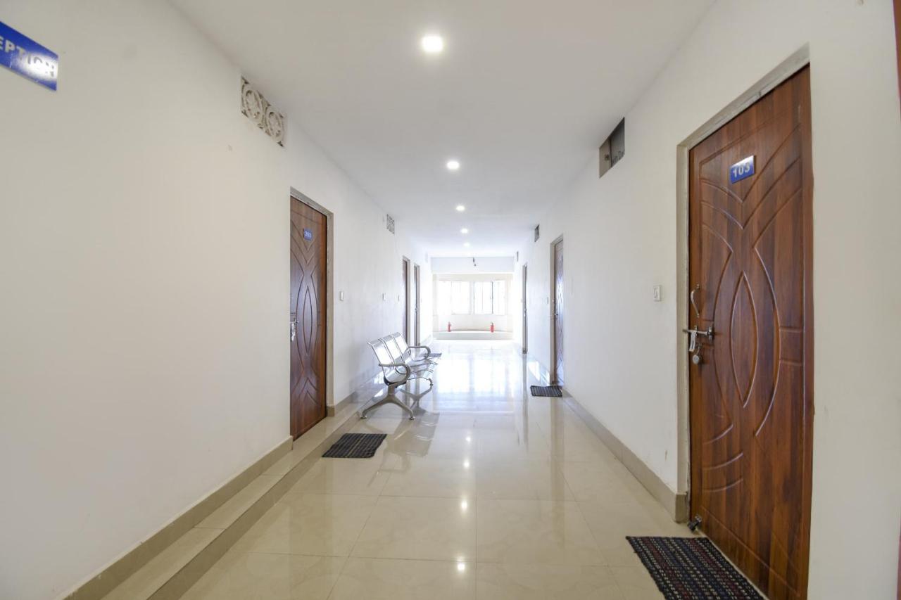 SPOT ON 76876 Harihar Hotel Jamshedpur Bagian luar foto